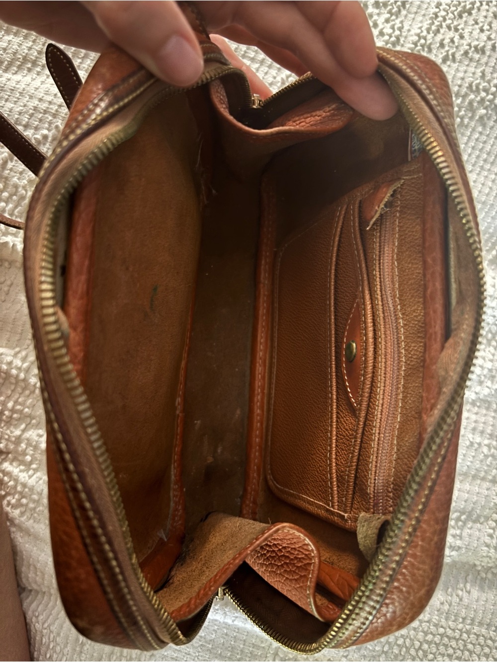 Vintage ‘90s Dooney & Bourke Crossbody Cognac Orange Brown Leather Purse - Picture 7 of 13